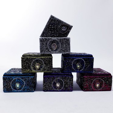 CAJA FANTASIA CUADRADA 13505 COLOURS PAVO REAL          