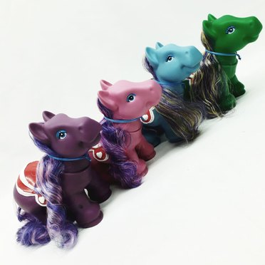 PONY MEDIANO EN BOLSA ART9000 RG          